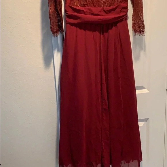 A-Line Lace Upper Body Dress - Picture 2 of 5